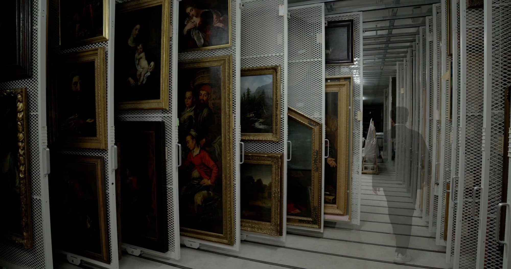 An experimental ‘art heist’ film leaves paintings in the vault and strands unresolved