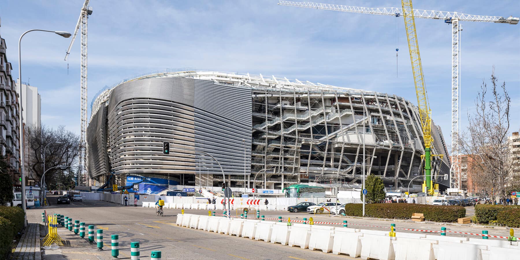 gmp shares construction progress of real madrid’s revamped santiago bernabéu stadium
