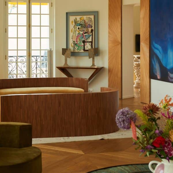 Hauvette & Madani restores Haussmann-era Paris apartment to its "former glory"
